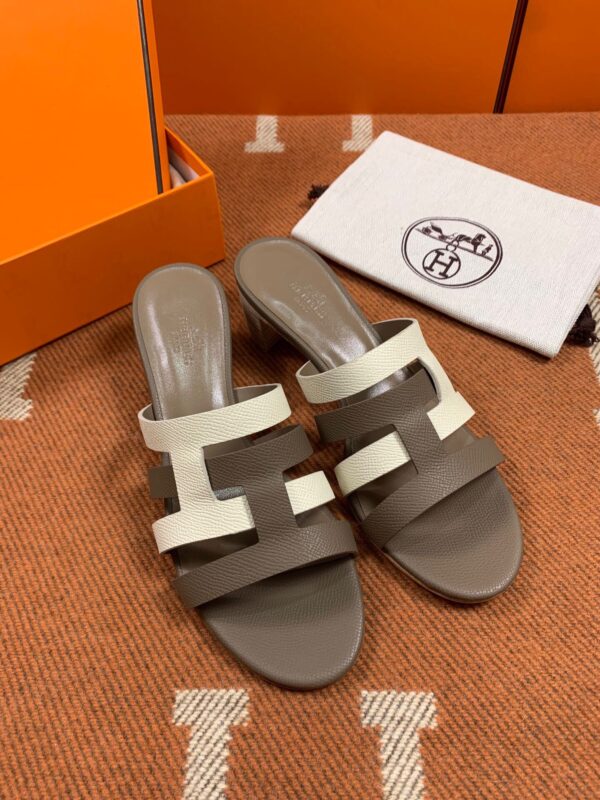 Hermes Oasis Sandals in Epsom (Fully Handmade)