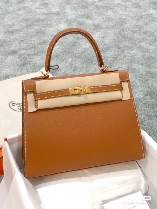 Kelly 25 Epsom in Gold