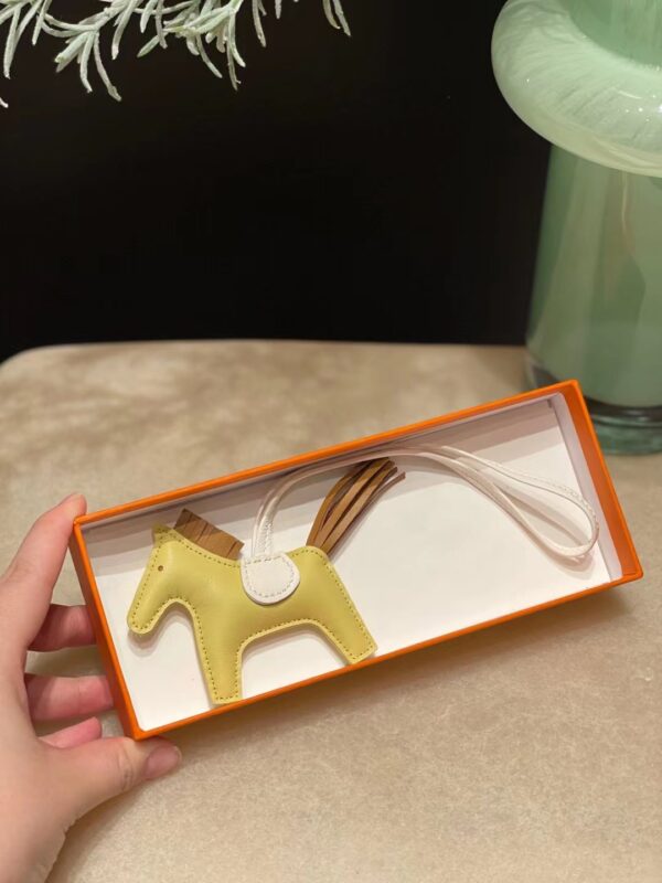 Hermes Rodeo PM Charm Milo Lambskin in Jaune Poussin/Alezan/ Craie