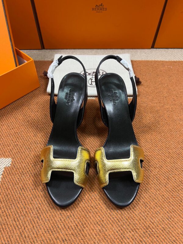 Hermes Sandals in Epsom (Fully Handmade)