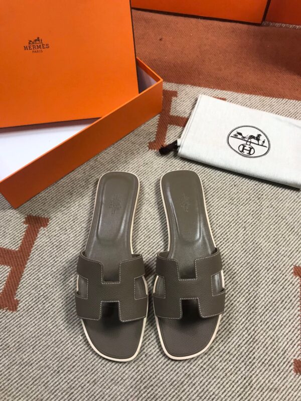 Hermes Sandals in Epsom (Fully Handmade)