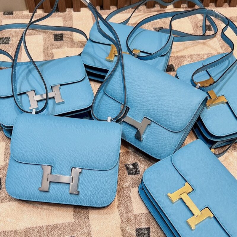 Constance 18 Epsom in Bleu de Nord