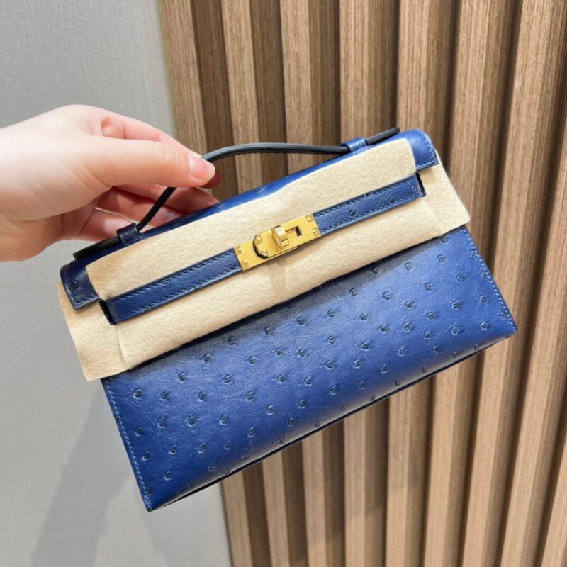 Kelly Pochette Ostrich in Blue Saphire