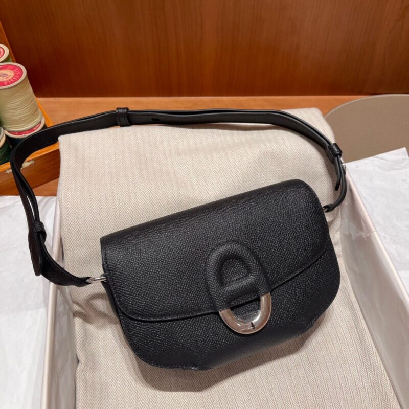 Cherche Midi 25 Epsom in Noir