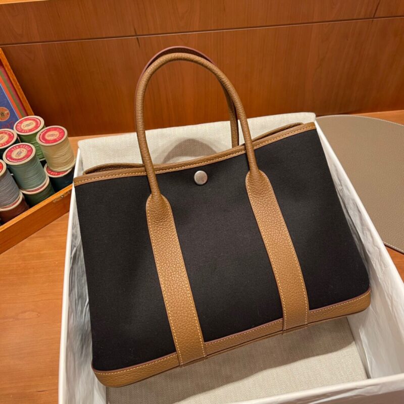 Garden Party 30 in Black Canvas&Biscuit Negonda