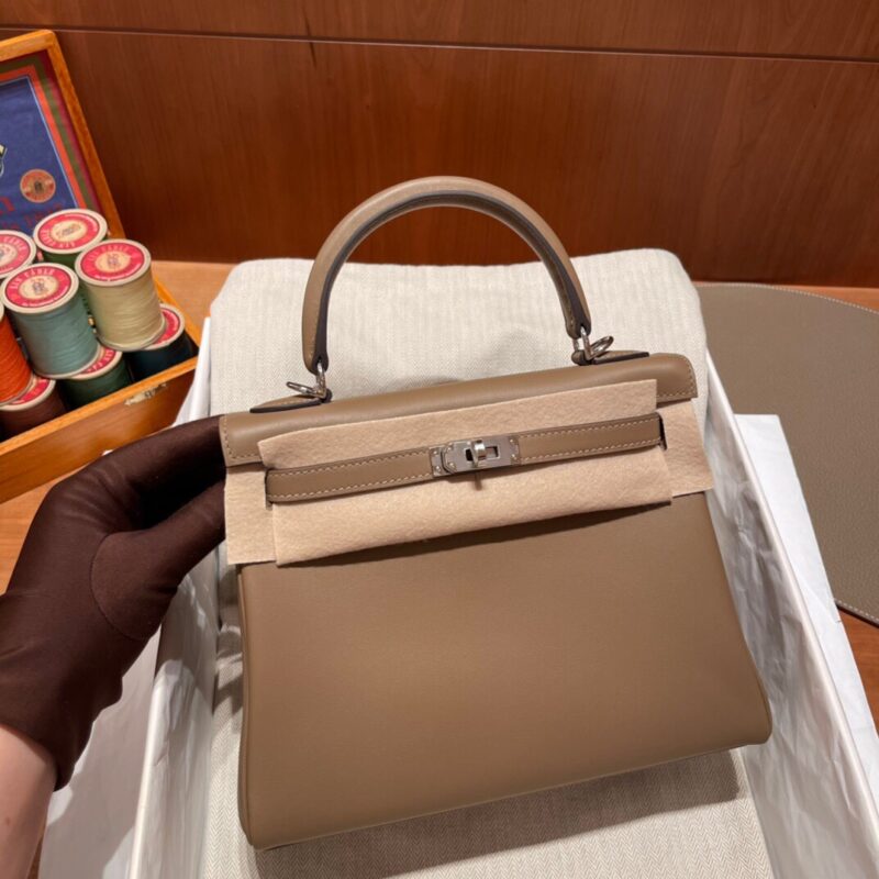 Kelly 25 Jonathan Leather in Beige de Weimar