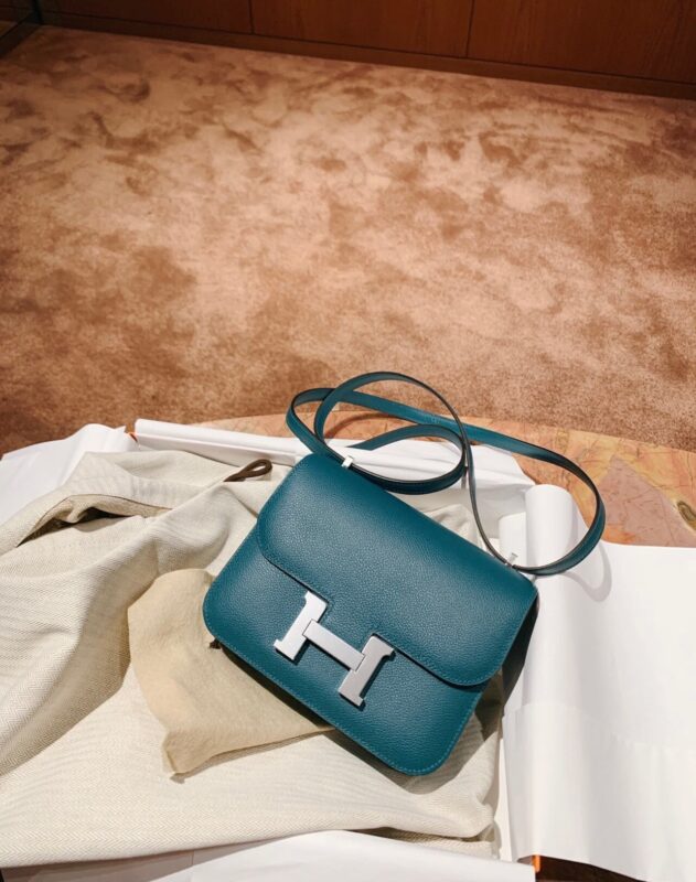 Constance 18 Evercolor