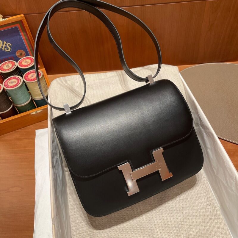 Constance 24 Box Calfskin Noir