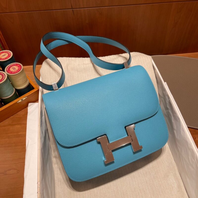 Constance 24 Epsom Blue de Nord