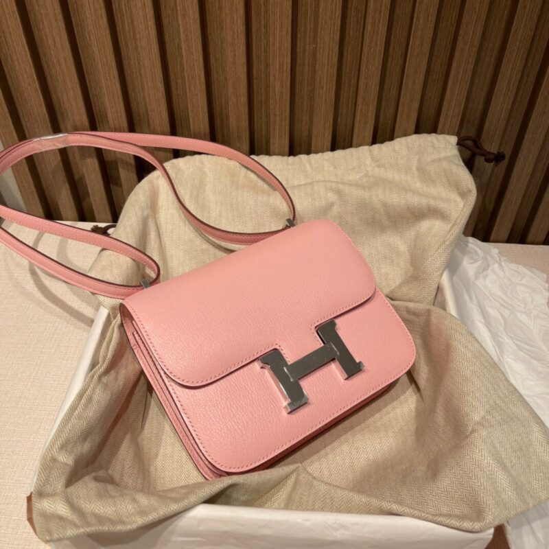 Constance 18 Chevre Mysore Rose Sakura