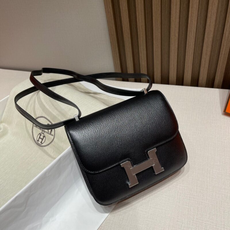 Constance 18 Chevre Mysore Noir