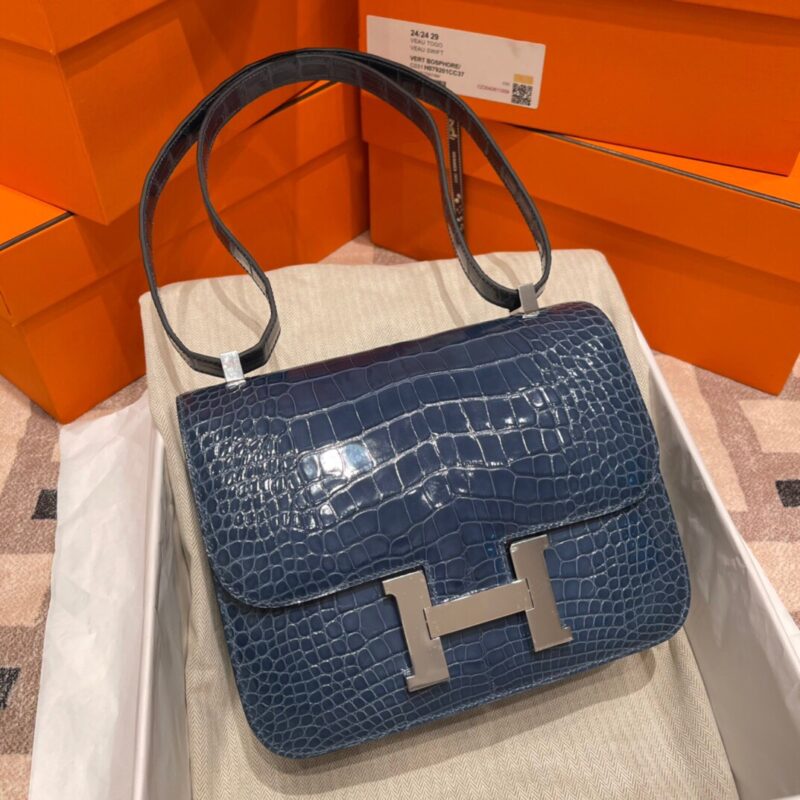Constance 24 Croco Blue Tempete