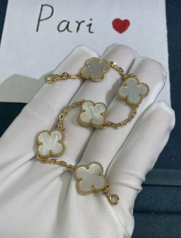 VCA Bracelet 18k Gold