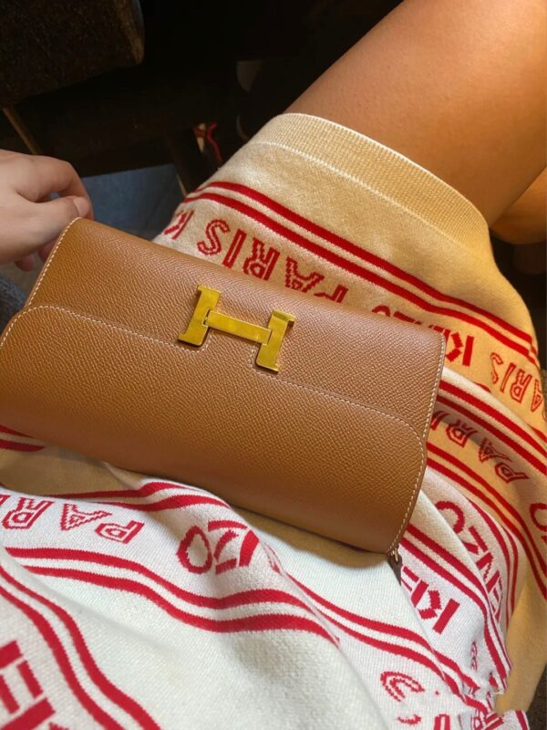 Constance To Go Epsom in Gold