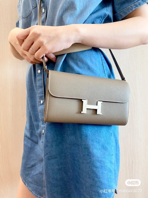 Constance To Go Epsom in Vert Amande