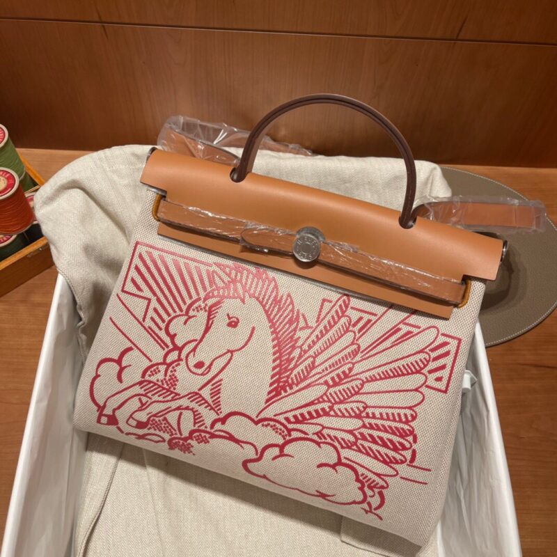 Herbag 31 Canvas&Hunter in Rouge Pegasus