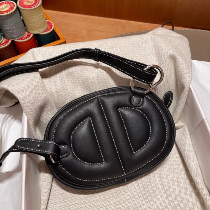 In The Loop Belt Bag Swift in Noir