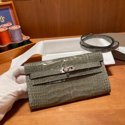 Kelly To Go Alligator