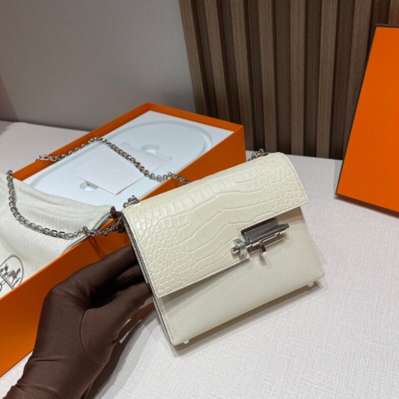 Verrou Touch Mini in Nata Chevre Mysore/American Alligator