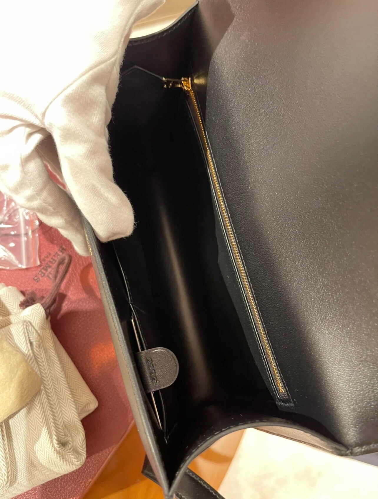 Constance 24 Swift Noir - Image 2