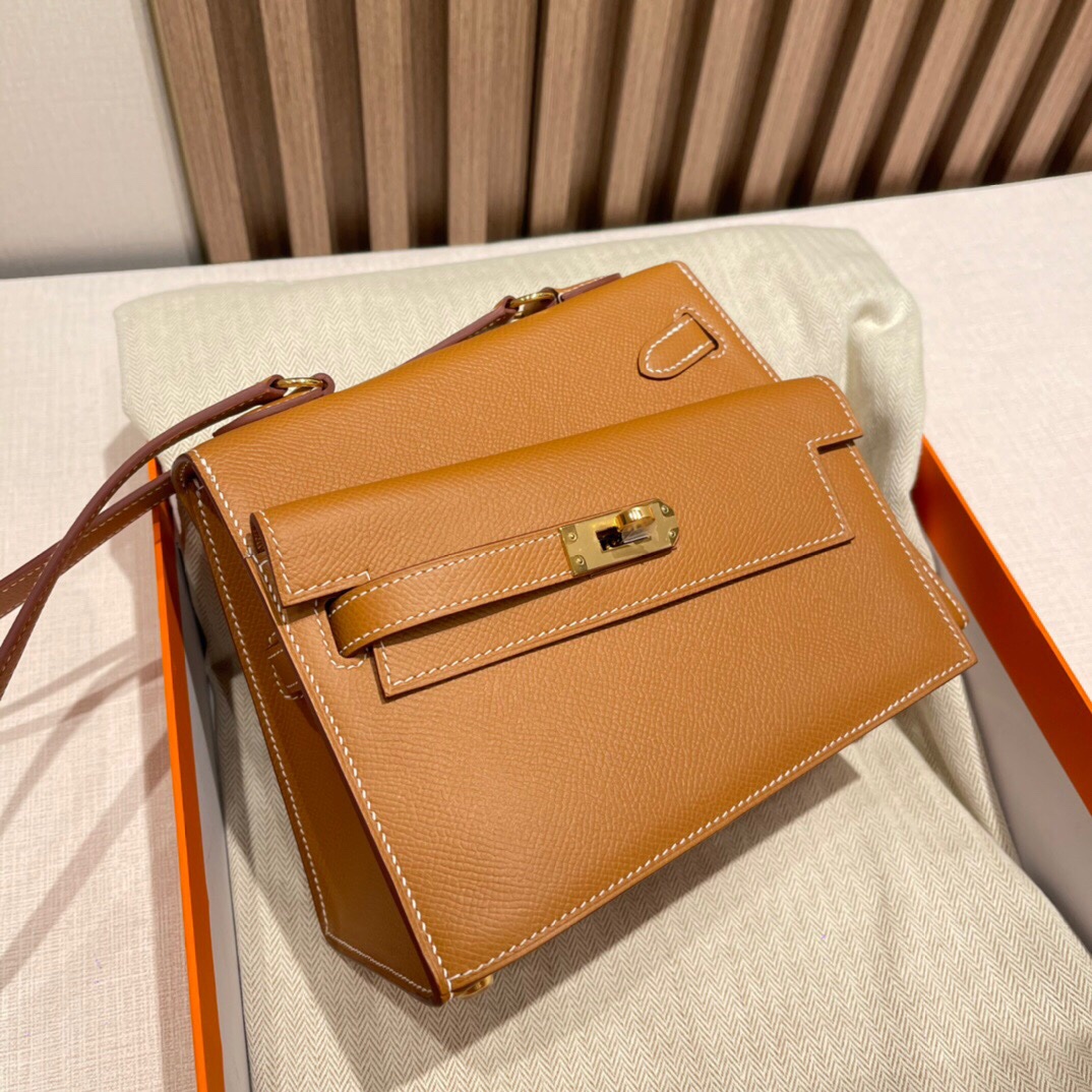 img_8711 Kelly Desordre - Image 1