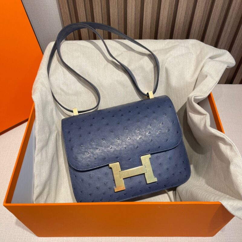 Constance 24 Ostrich 7L Malta Blue de Malte