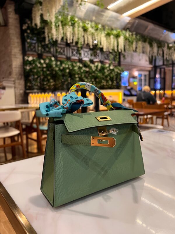 Mini Kelly Epsom in Vert Criquet