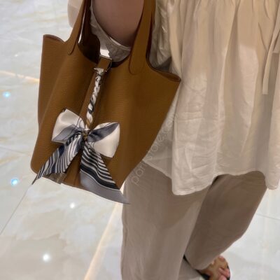 Picotin 18 Taurillon Clemence in Etoupe