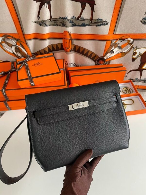 Kelly Depeche 25 Epsom Noir