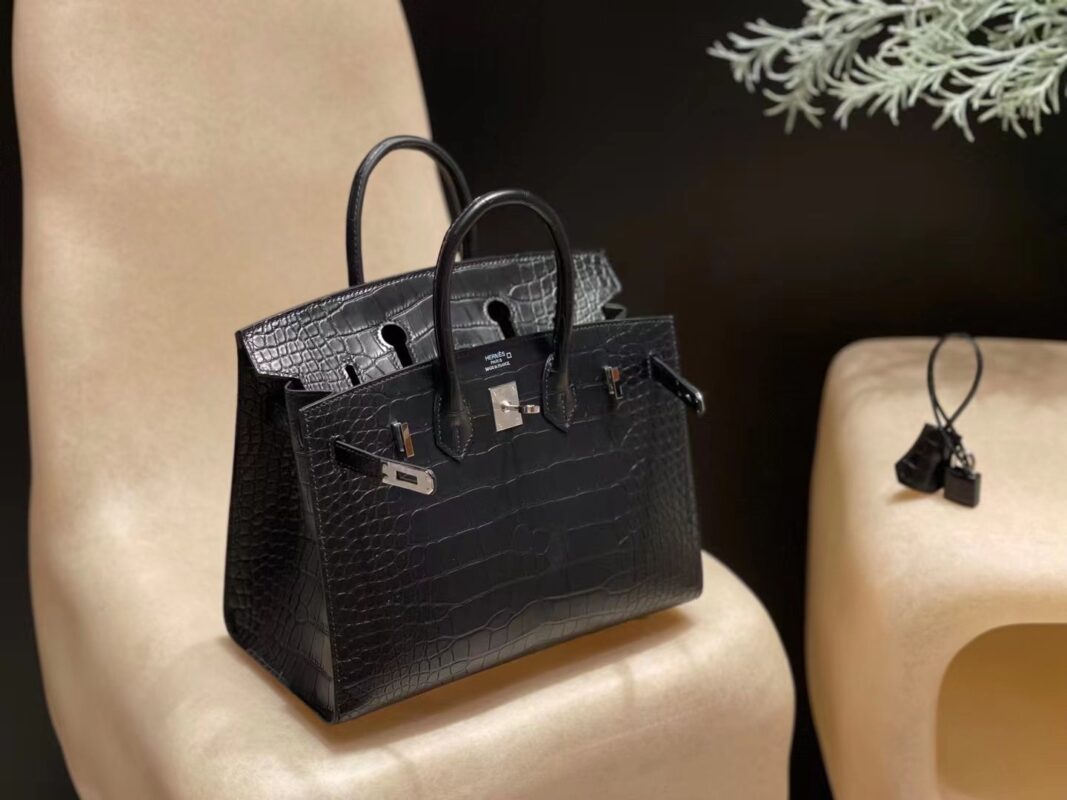 Birkin 30 in Black Crocodile