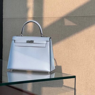 Kelly 28 Epsom Bleu Brume