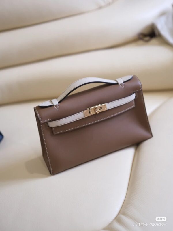 Kelly Pochette Swift in Beige de Weimar