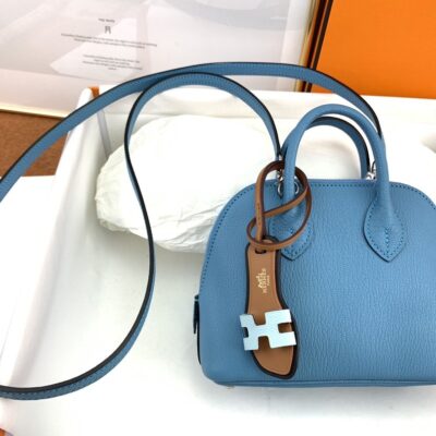 Mini Bolide in Bleu de Nord  Chevre Mysore