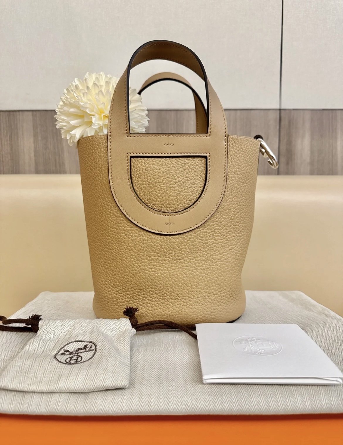 1000013822.jpg Hermes In-The-Loop 18 Chaï Clemence - Image 1