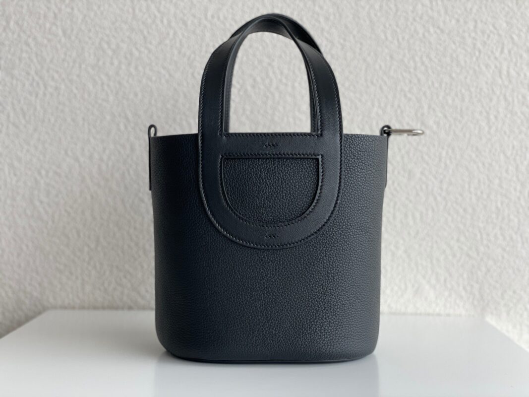 Hermes In-The-Loop 18 Graphite  Clemence