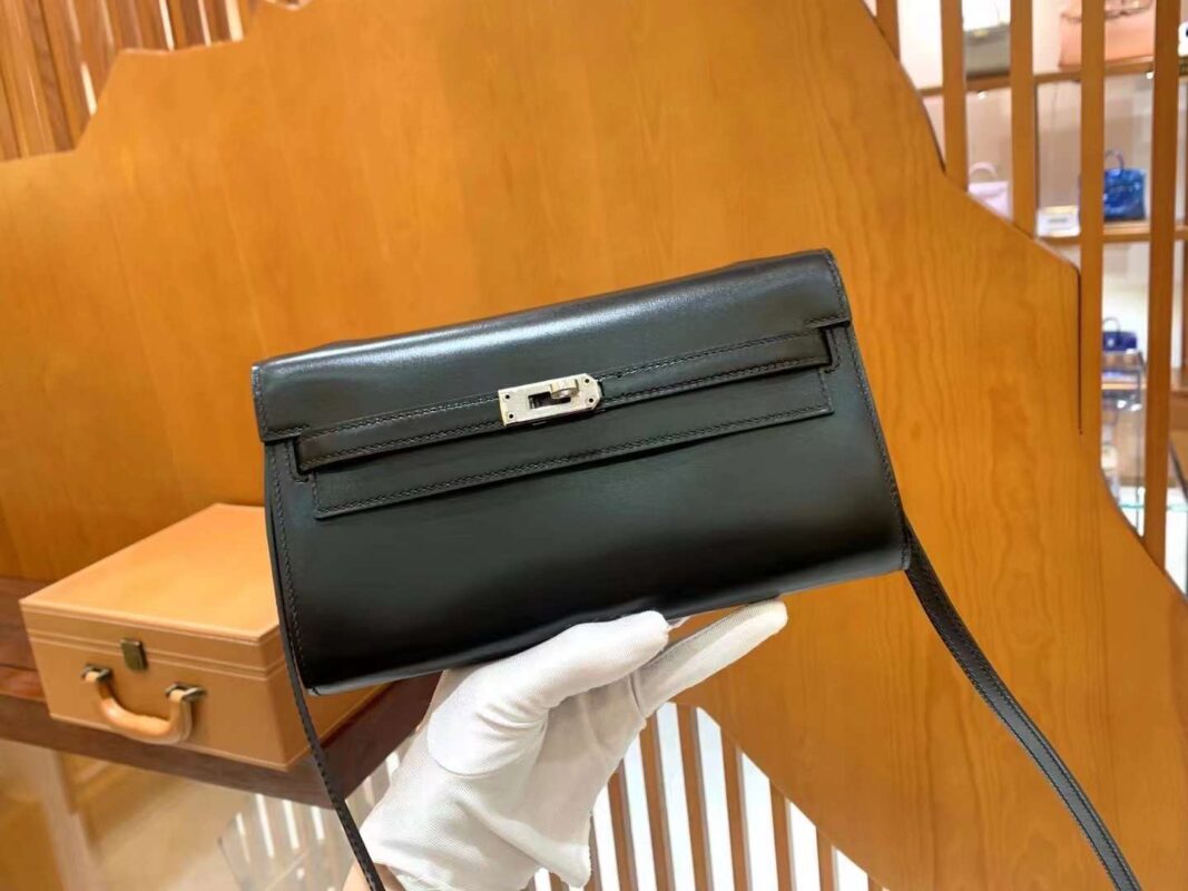 Kelly TO GO Black Silver Buckle Box