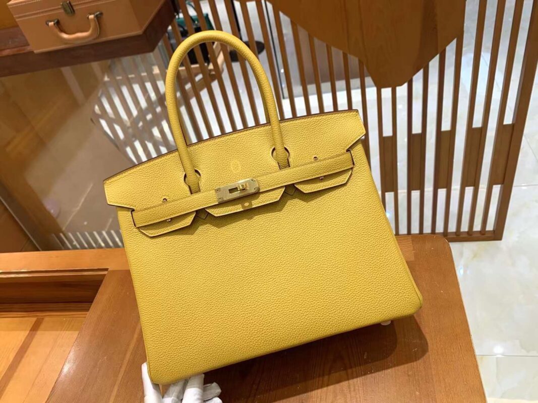 Birkin 30 in Jaune Ambre Togo