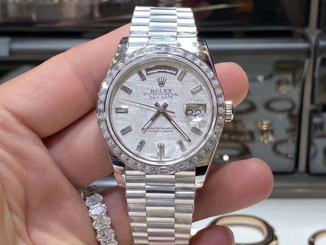 Rolex Oyster Perpetual Date Diamond&Steel Watch