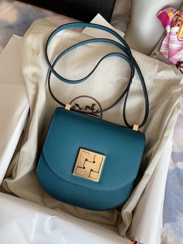 Mosaique Au 24 Mini Epsom in Bleu de Fraance