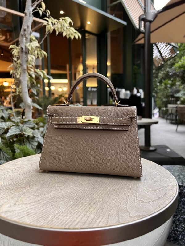 Mini Kelly in Etoupe Epsom