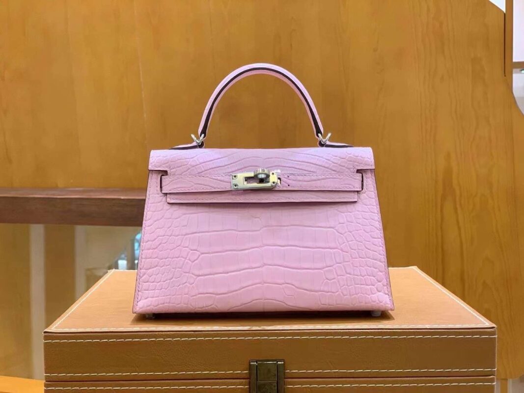 Mini Kelly in Rose Sakura Matte Crocodile