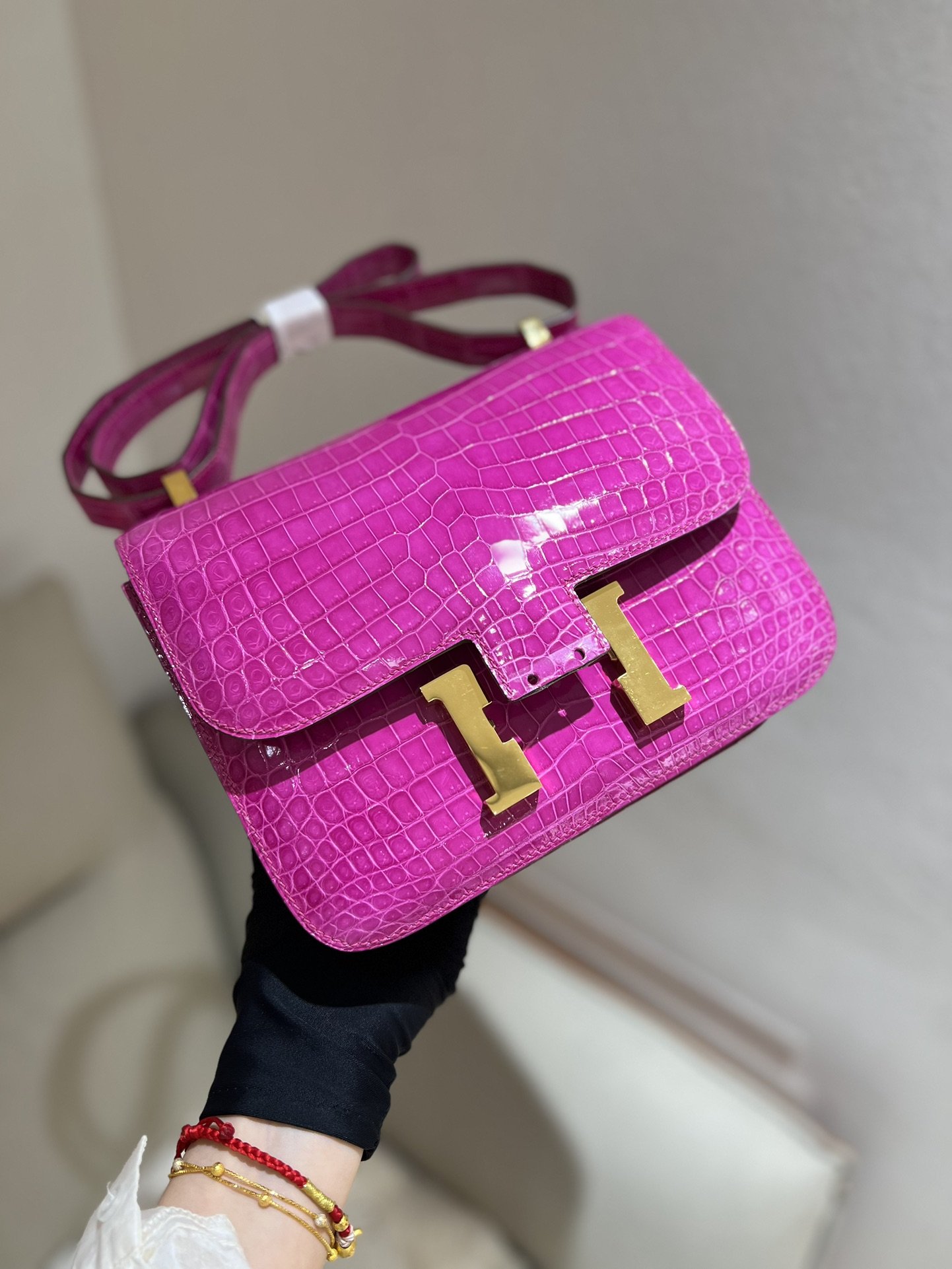 1000016272.jpg Constance 24 in Rose Scheherazade Shiny Niloticus Crocodile - Image 1