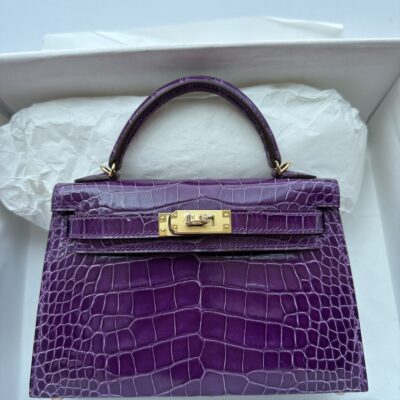 Mini Kelly in Ultra Violet Shiny Alligator