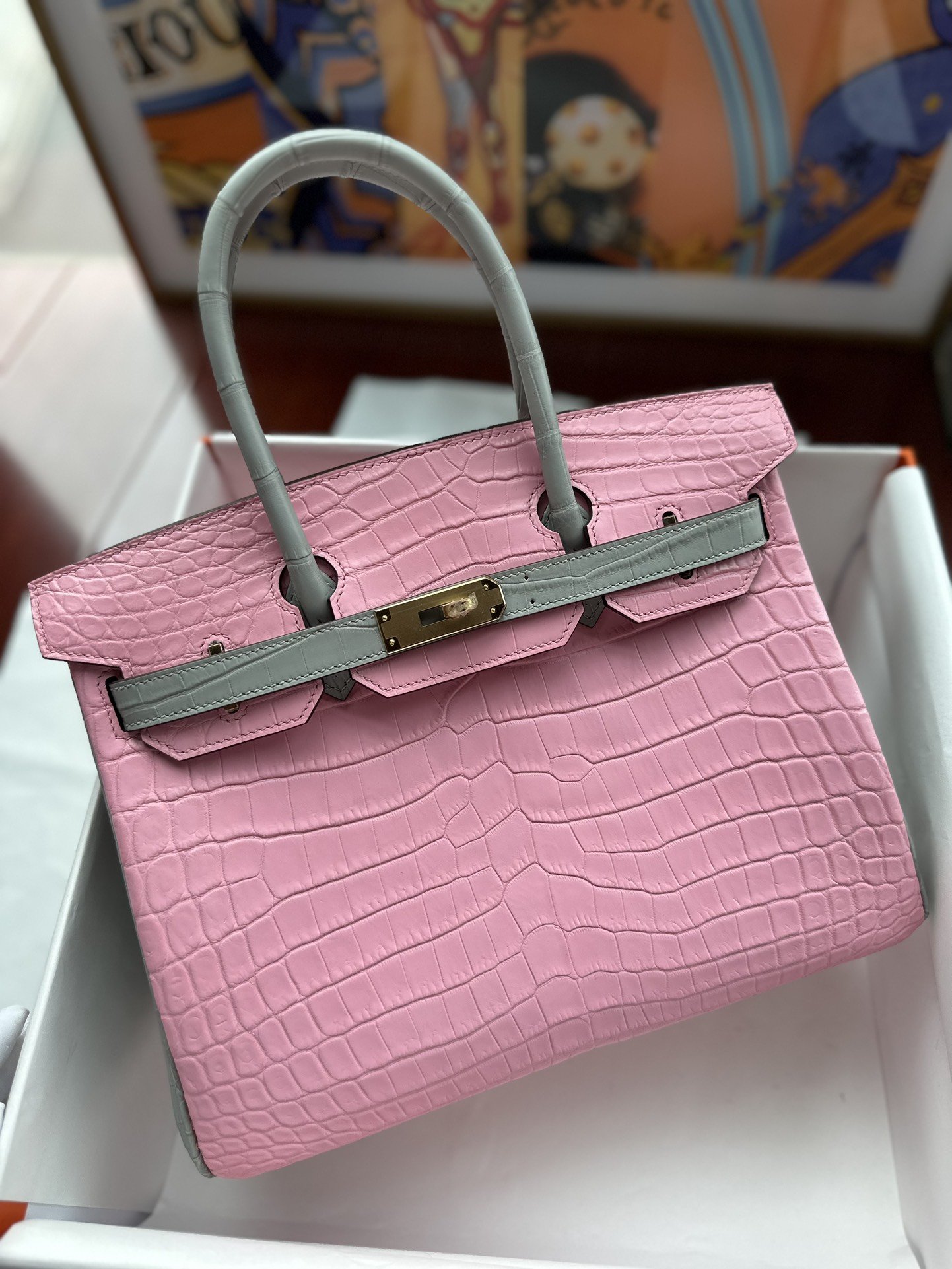 1000016333.jpg Birkin 30 in Rose Sakura & Gris Perle Matte Niloticus Crocodile - Image 1