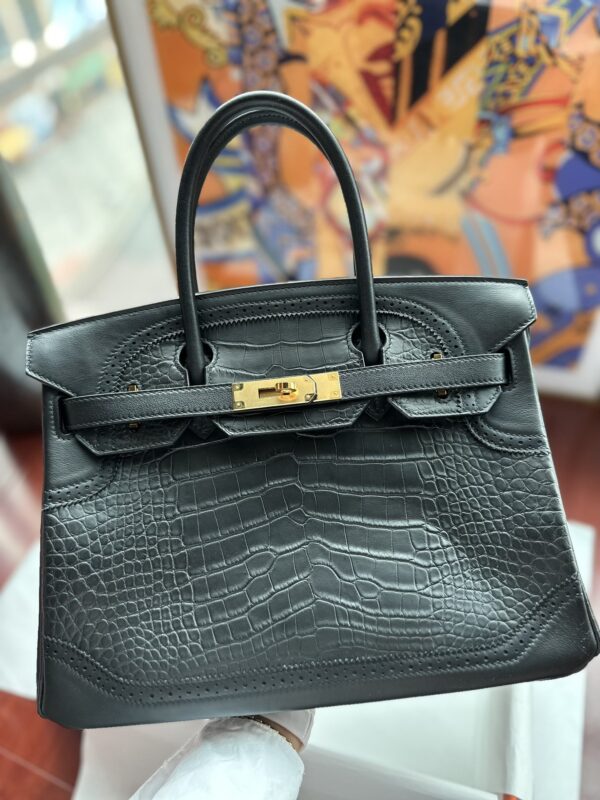 Birkin 30 in Black Matte Alligator
