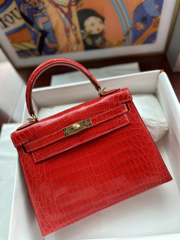 Kelly 28 in Braise Red Shiny Niloticus Crocodile