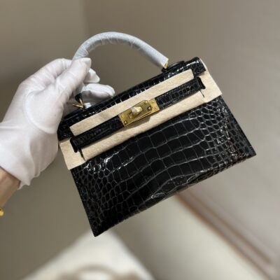 Mini Kelly in Noir Shiny Alligator GHW