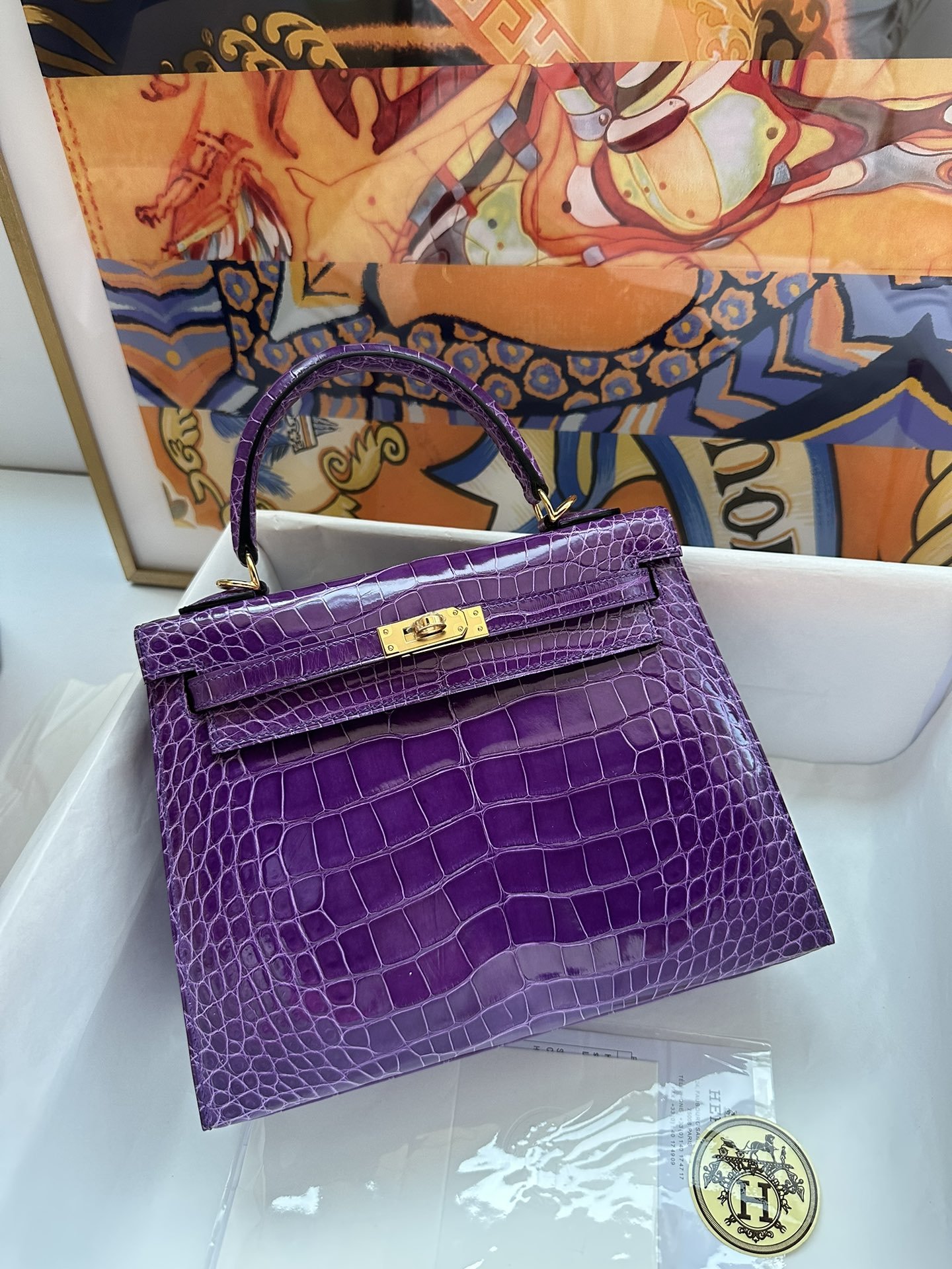 1000017126.jpg Kelly 25 in Ultra Violet Shiny Alligator - Image 1