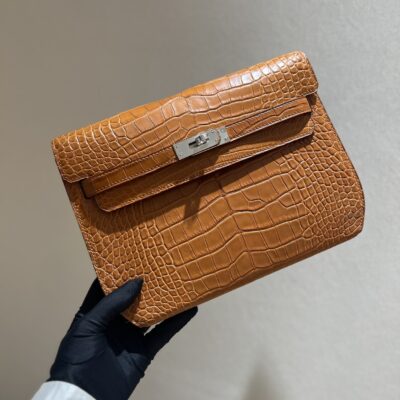 Kelly Depeche in Golden Brown Matte Alligator