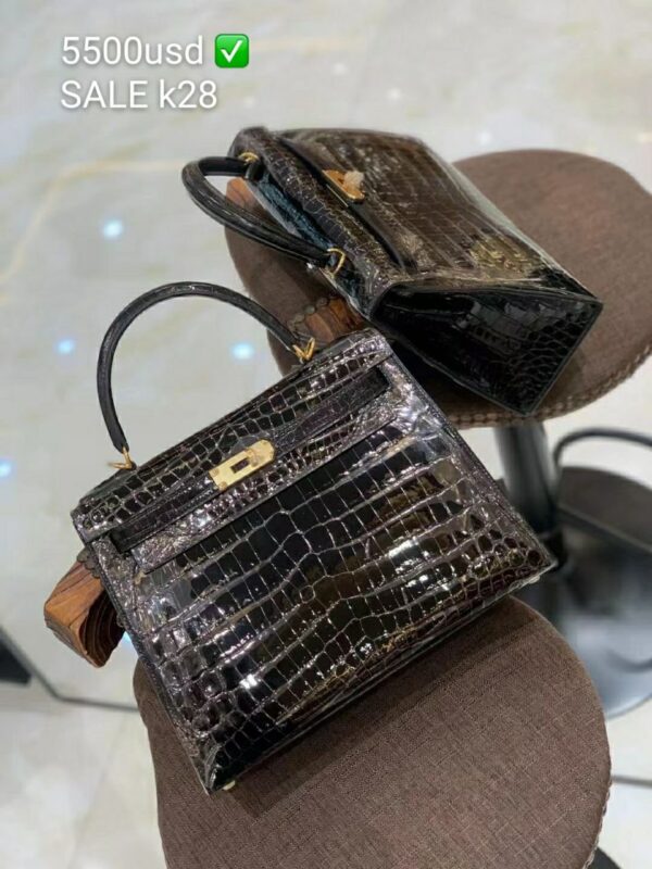 Kelly 28 in Noir Shiny Niloticus Crocodile